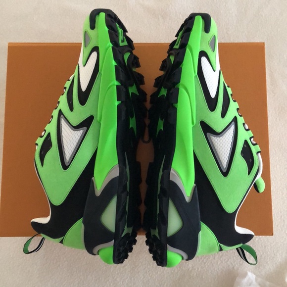 Louis Vuitton Runner Tatic Green - Picture 8 of 14